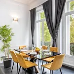 Pyramide Apartamento Mulhouse