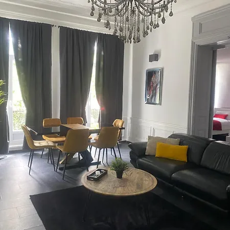 Apartment Pyramide Mulhouse