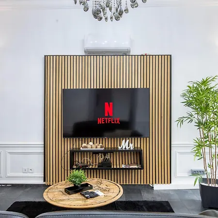 Pyramide Διαμέρισμα